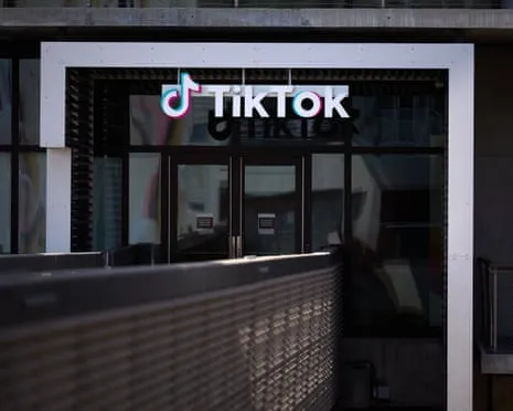 Donald Trump Celebrates TikTok's Potential Deal while Beijing Indicates Algorithm Management Persists