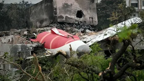 Relatives of Air India tragedy passengers file lawsuit aerospace giants Boeing and Honeywell